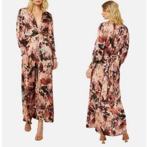 NWT Misa Los Angeles Veronika Robe in Floradream Size XS. Pants not included